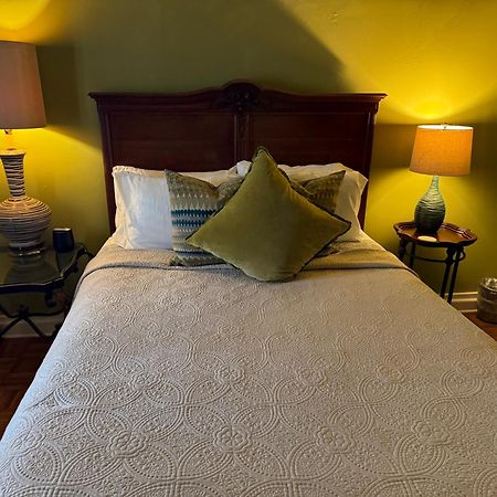 The Dragonfly Treme Guest House ニューオーリンズ エクステリア 写真