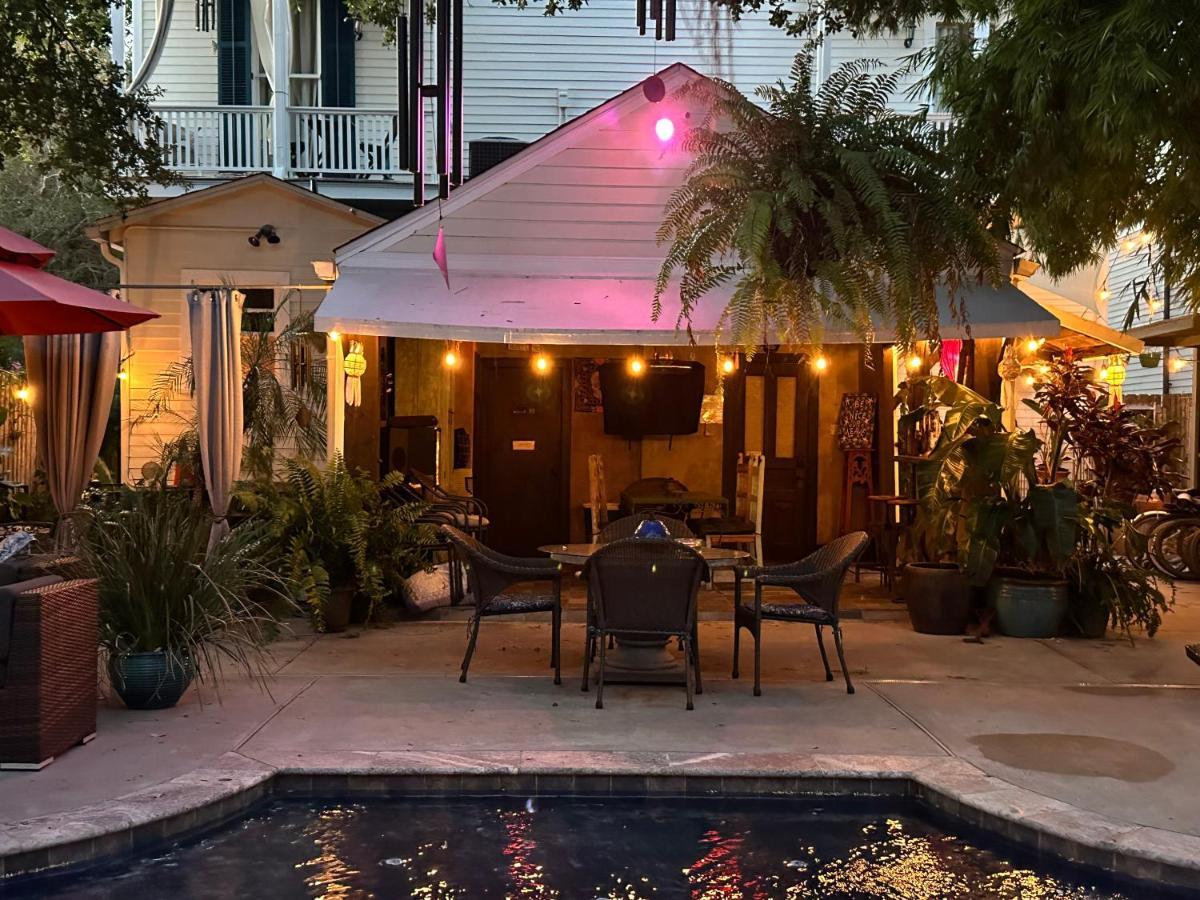The Dragonfly Treme Guest House ニューオーリンズ エクステリア 写真