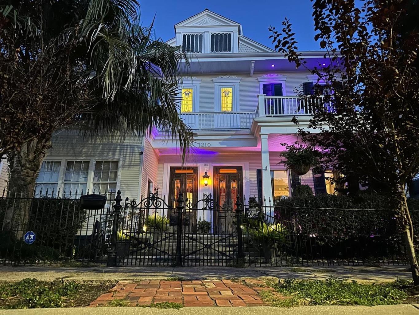 The Dragonfly Treme Guest House ニューオーリンズ エクステリア 写真