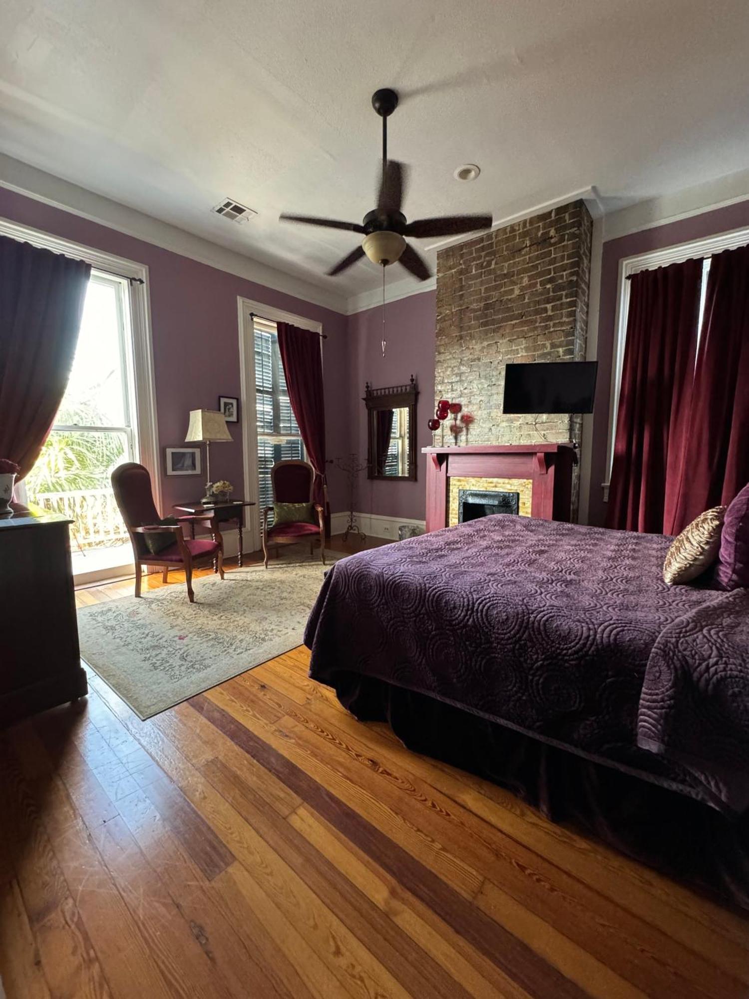 The Dragonfly Treme Guest House ニューオーリンズ エクステリア 写真