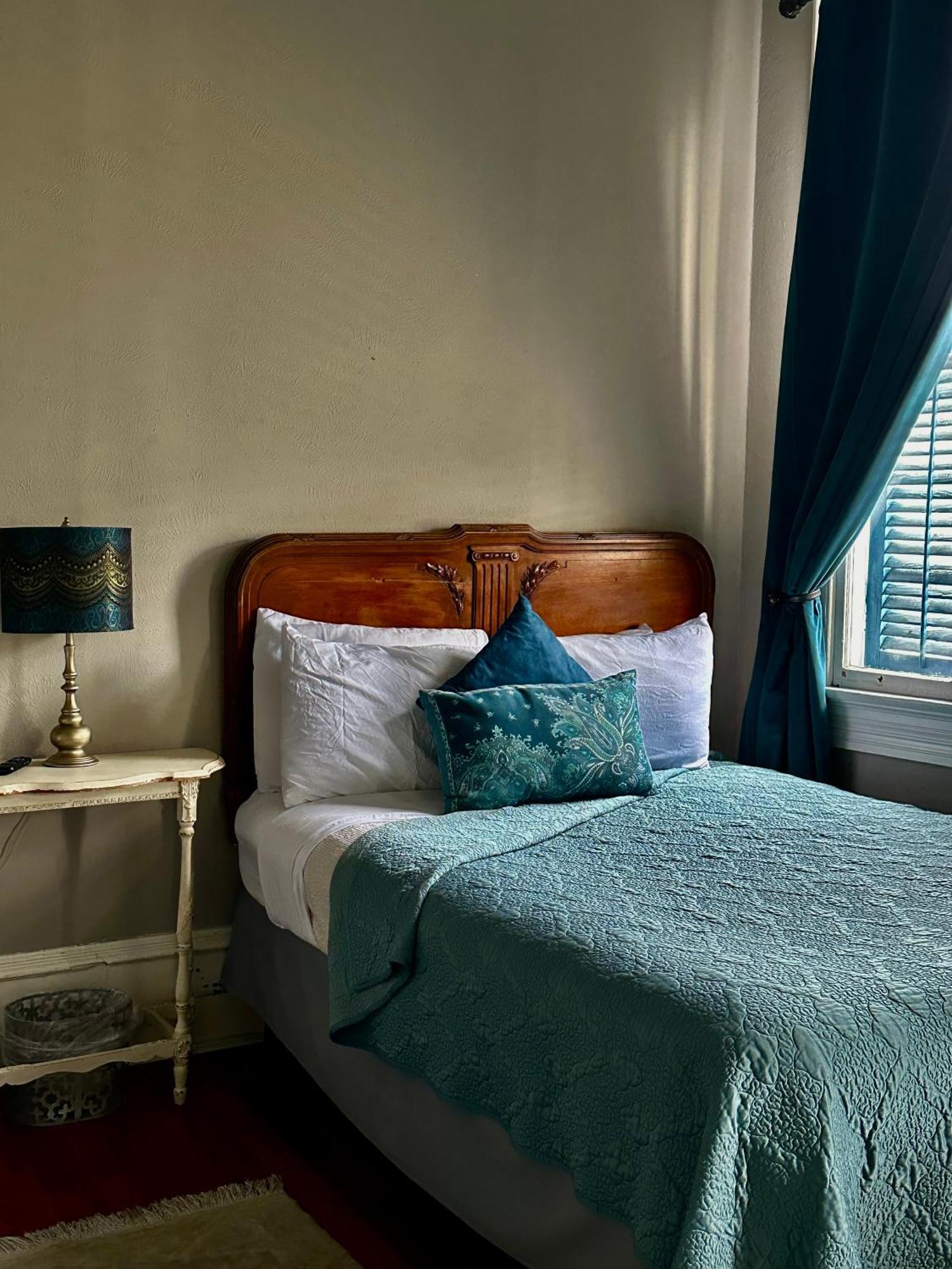 The Dragonfly Treme Guest House ニューオーリンズ エクステリア 写真